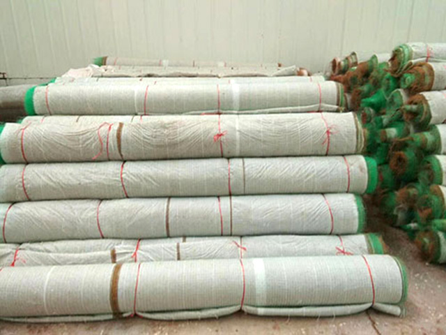 環(huán)保草毯的施工細(xì)節(jié)需要注意哪些？
